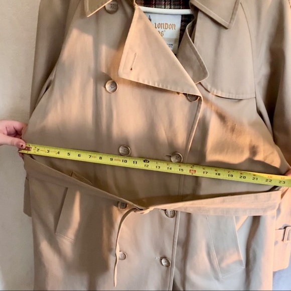✨HP✨ London Fog Tan Trench Coat Sz 14P EUC - Picture 7 of 8